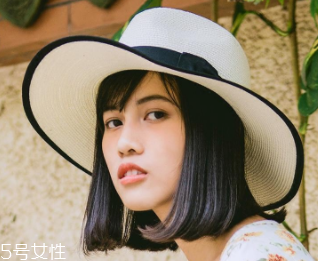 戴什么帽子顯臉小？寬檐帽讓臉看起來小