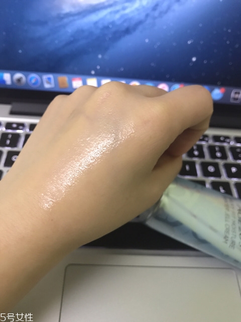 愛敬氣墊專柜多少錢？愛敬精華水粉霜?dú)鈮|bb