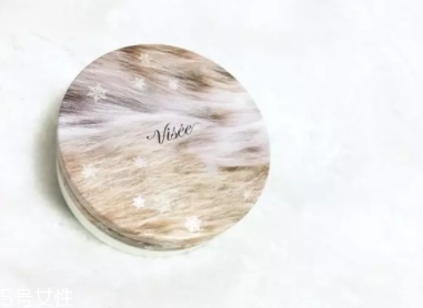 2018蜜粉餅?zāi)膫€(gè)牌子好？