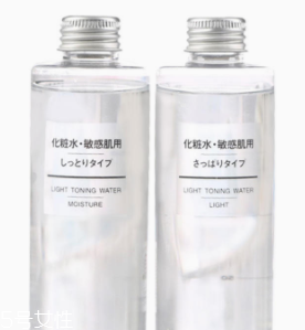 油痘皮適合什么護(hù)膚品？控油爽膚水不能少