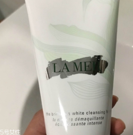 lamer海藍之謎和阿瑪尼哪個好？