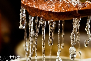 雪燕和銀耳哪個(gè)好？其實(shí)可以一起食用