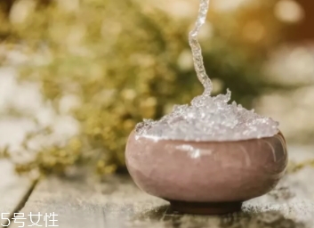 雪燕和銀耳哪個(gè)好？其實(shí)可以一起食用
