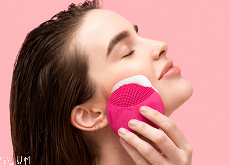 luna洗臉儀分幾種？foreo luna使用說明