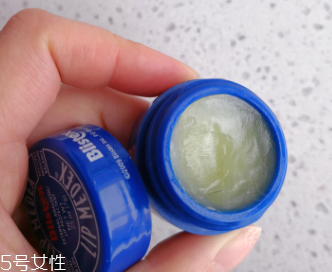 碧唇小藍(lán)罐怎么樣？滋潤效果超好