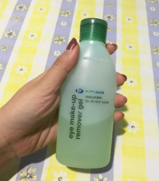 英國BOOTS小黃瓜卸妝水怎么用？干手干臉使用