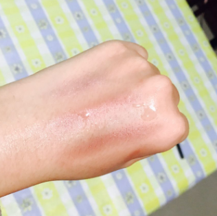 KATE眼影飛粉嗎？持久不飛粉