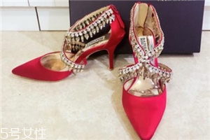 badgley mischka是什么檔次？婚鞋中的背影殺手
