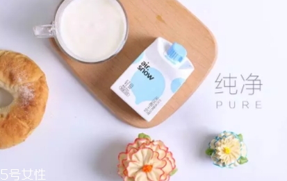 airsnow輕愛酸奶好喝嗎？新希望多種口味任你選擇