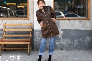 羊羔絨外套配什么褲子？讓你開春美個(gè)夠