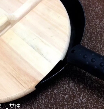 舌尖3章丘鐵鍋怎么樣？臻三環(huán)鐵鍋評測