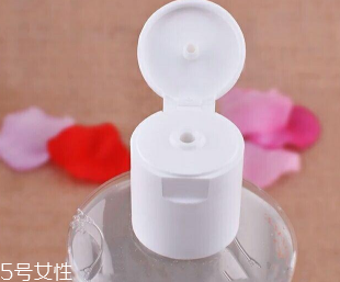 雅漾卸妝水敏感肌能用嗎？敏感肌慎用