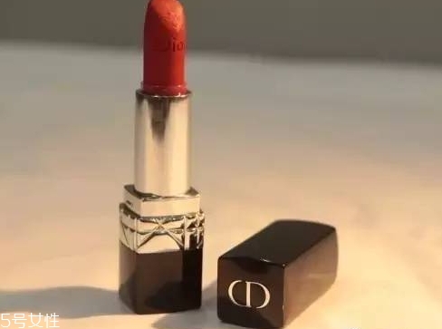 dior迪奧和蘭蔻口紅哪個好？