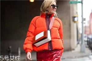 celine在哪個國家買最便宜？明星們的街拍新寵