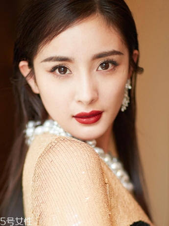 dior迪奧和雅詩蘭黛口紅哪個好？