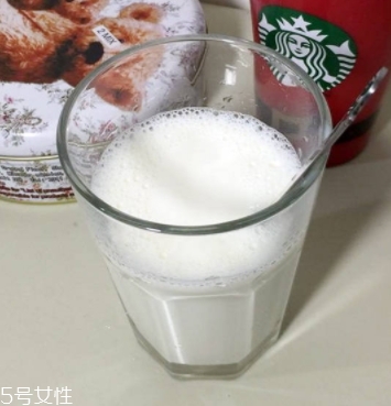 藍胖子奶粉甜嗎？鮮奶滋味的藍胖子