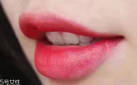 dior迪奧520和迪奧080哪個(gè)好看？
