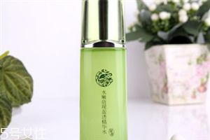 國產(chǎn)化妝水哪個牌子好 護(hù)膚過程必備單品