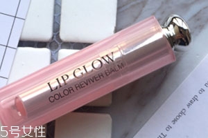 迪奧005和004哪個(gè)好看？
