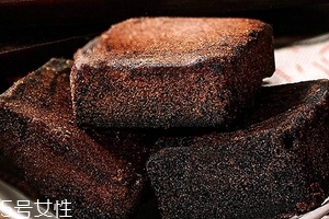 阿膠黑糖經(jīng)期可以喝嗎？最好少喝