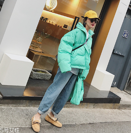 牛仔褲脫漿是什么意思？脫漿之后更柔軟