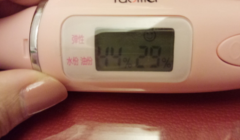 sisley希思黎和和hr赫蓮娜哪個(gè)好？