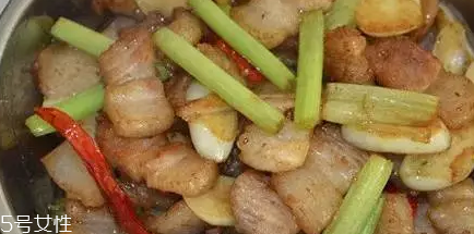 花椰菜炒肉怎么做好吃？這么做簡(jiǎn)單又美味