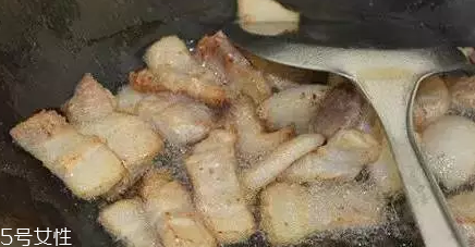 花椰菜炒肉怎么做好吃？這么做簡(jiǎn)單又美味