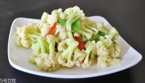 花菜不熟會(huì)中毒嗎？不要這樣嘗試