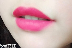 魅可珊瑚色口紅是幾號？relentlessly red桃花粉