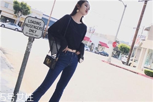 牛仔褲曬黃了怎么辦？牛仔褲應避免暴曬