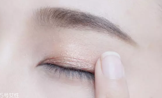 眉卡好用還是眉貼好用？眉貼更精確