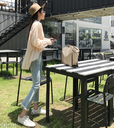 牛仔褲適合什么季節(jié)穿？一年四季都可以穿
