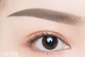 眉粉用久了結(jié)塊怎么辦？用眉刷戳碎