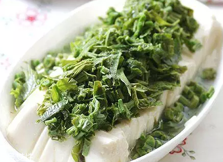 香椿涼拌怎么做好吃？超級(jí)簡(jiǎn)單的3道開胃菜