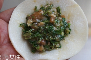 香椿水餃怎么做好吃？超詳細香椿豆腐餃子做法