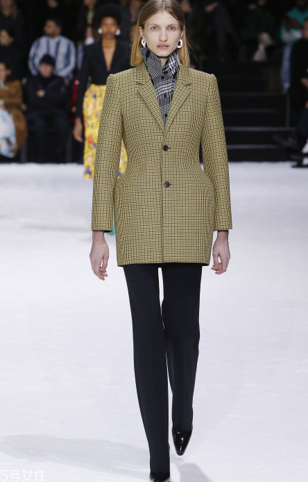 balenciaga巴黎世家2018秋冬系列好看嗎_有哪些款式？