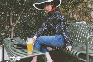 牛仔褲28碼臀圍是多少？臀圍計算方法