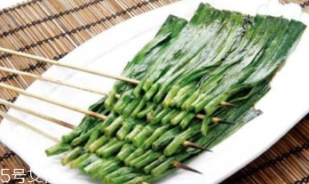 韭菜怎么保存時(shí)間長(zhǎng)？真空保存最持久