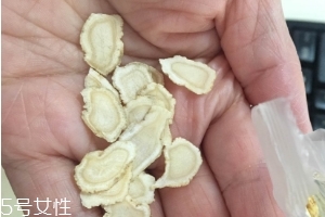 西洋參治失眠嗎？服用過量還會(huì)導(dǎo)致失眠
