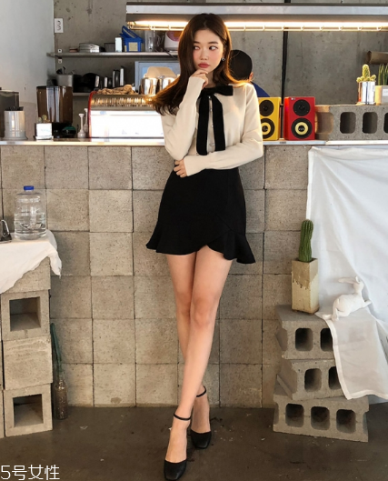 米色毛衣怎么搭配？打造氣質(zhì)女神范兒