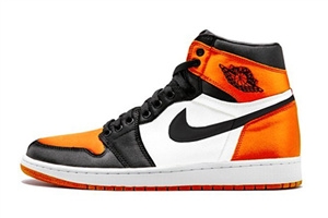 air jordan 1 satin黑扣碎配色綢緞版多少錢？