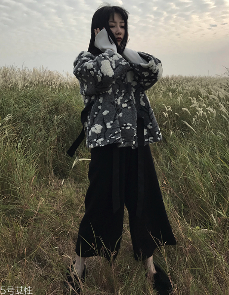 2022年流行什么樣的闊腿褲？點亮時尚格調(diào)