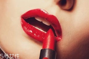 口紅融化了可以放冰箱嗎？冰凍3小時(shí)即可恢復(fù)