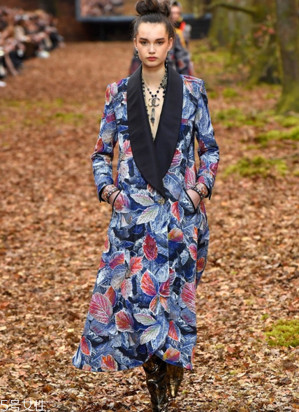 chanel香奈兒2018秋冬系列好看嗎_有哪些款式？