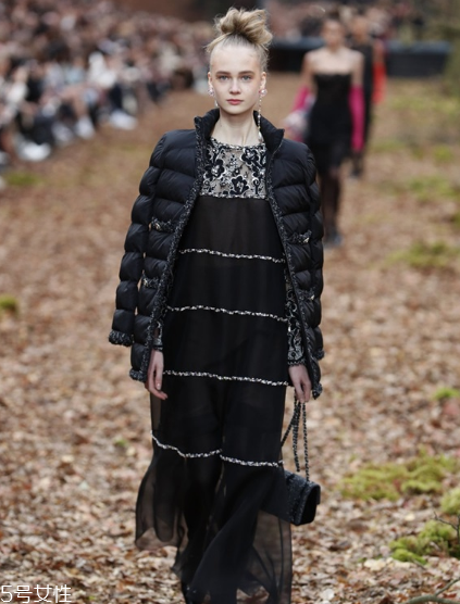 chanel香奈兒2018秋冬系列好看嗎_有哪些款式？