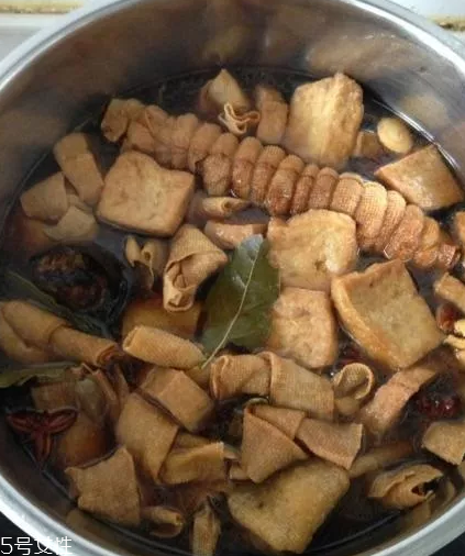 豆腐皮能油炸嗎？火候太猛容易炸糊