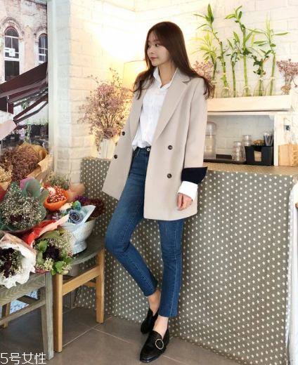 雙排扣西裝怎么搭配？盡顯帥氣女王范兒