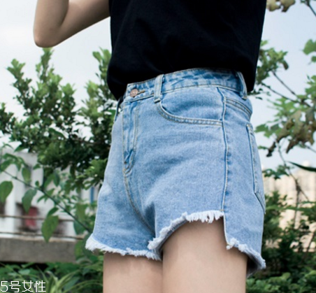 腿粗的女生適合穿什么？顯瘦又好看的穿搭