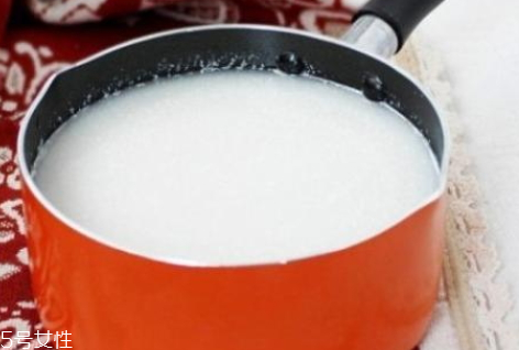 茯苓為什么不溶于水 屬于正?，F(xiàn)象